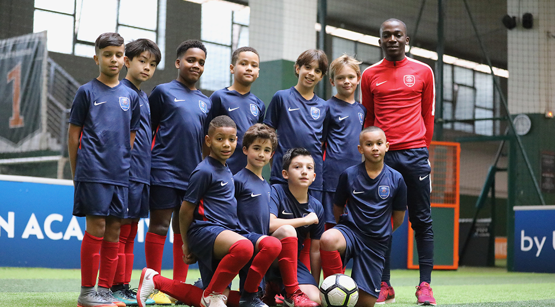 equipement nike psg academy